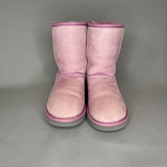 Womens UGG Boots Sz 7 Classic Short Light Pink Suede Wool - Picture 4 of 10